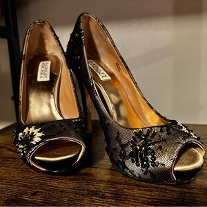 Badgley Mischka Black and Gold Lace Peep Toe Heels